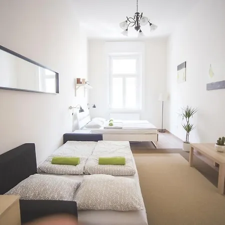 公寓 Sunny&modern Flat In Historic Building 布达佩斯