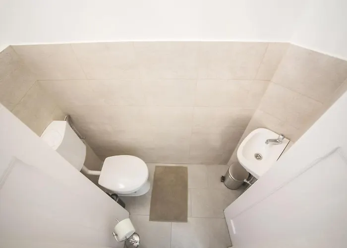 Sunny&modern Flat In Historic Building 布达佩斯