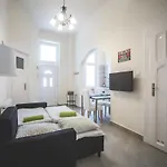 Lägenhet Sunny&modern Flat In Historic Building
